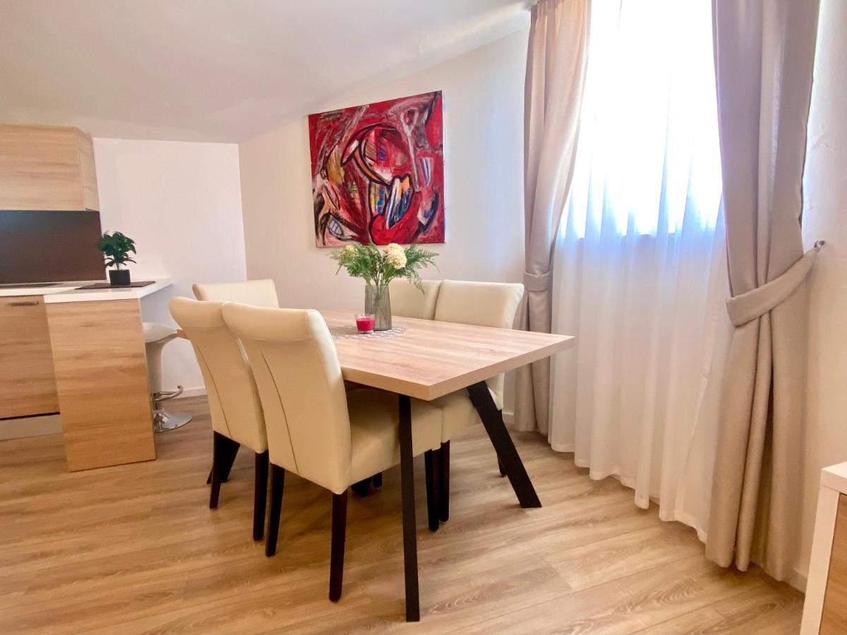 Golden Apartments Жаборич Екстер'єр фото